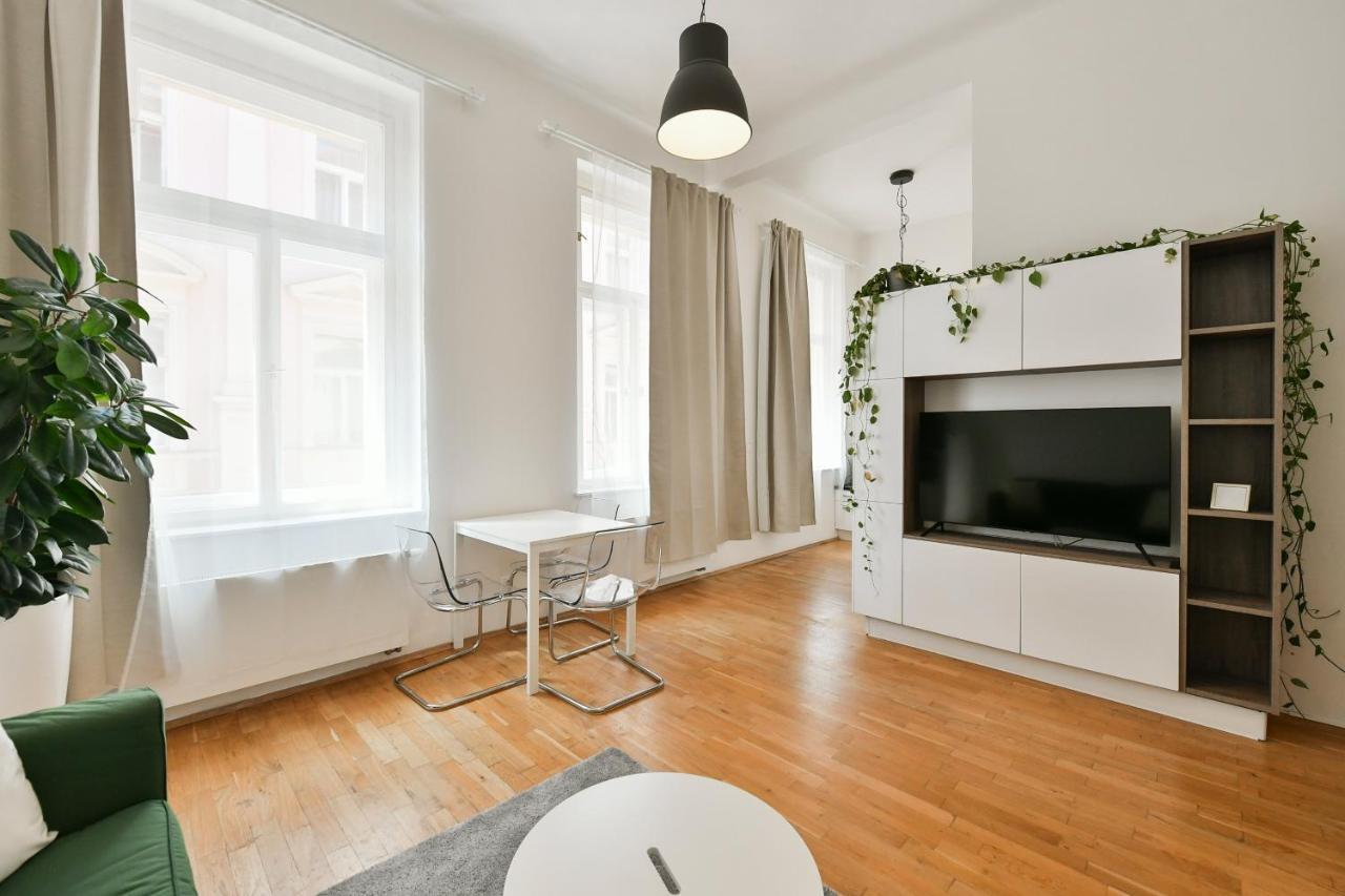 Klimentska 52 Residence Прага Экстерьер фото