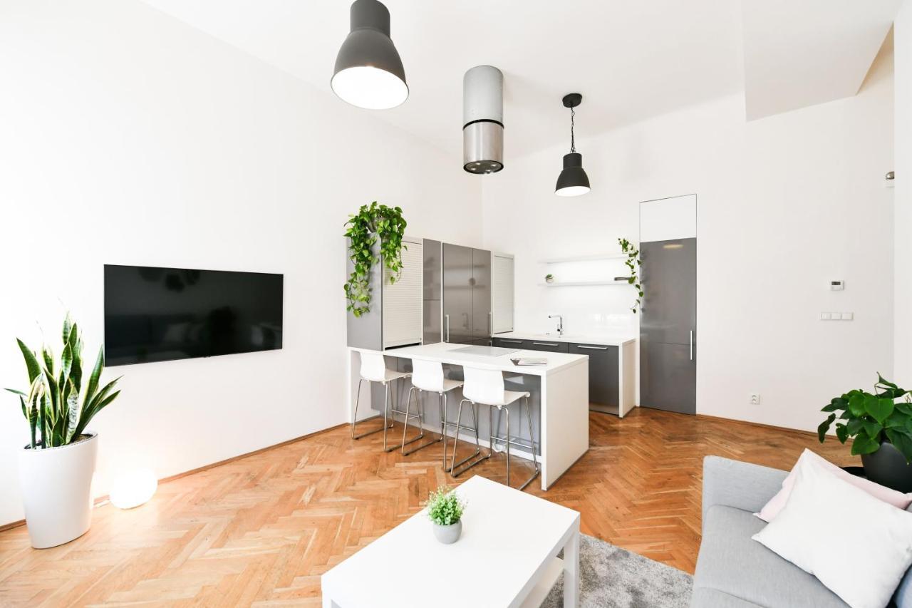 Klimentska 52 Residence Прага Экстерьер фото